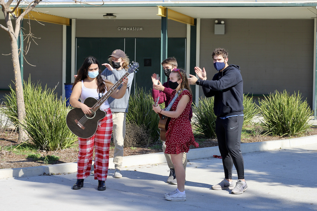 Band students perform valentines serenades