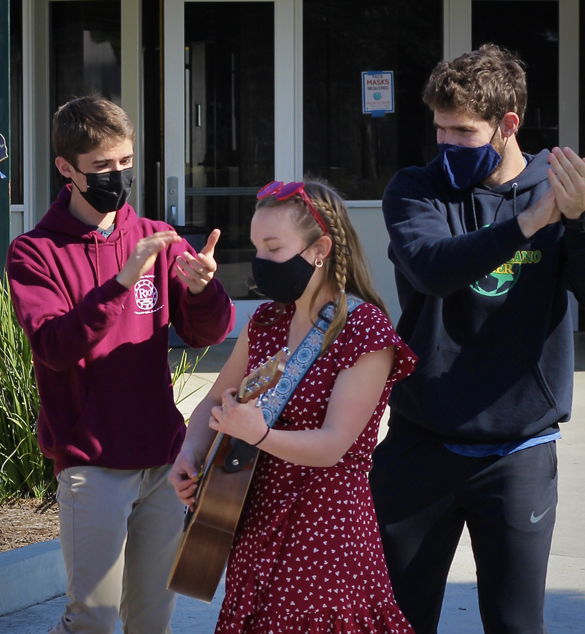 Band students perform valentines serenades