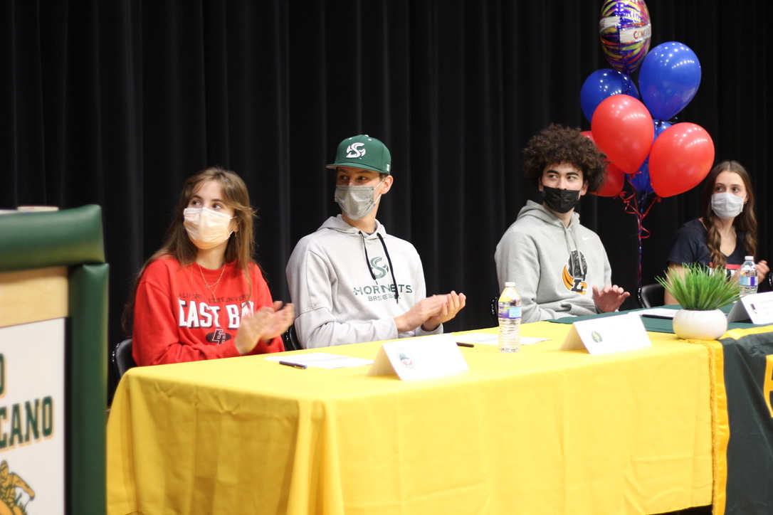 Rio senior athletes sign