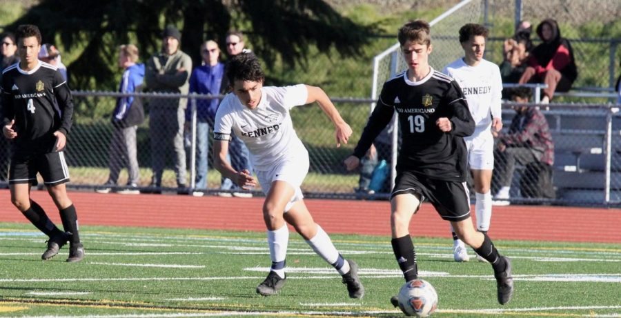 Boys Soccer beats Kennedy and advances to the Section Semifinals