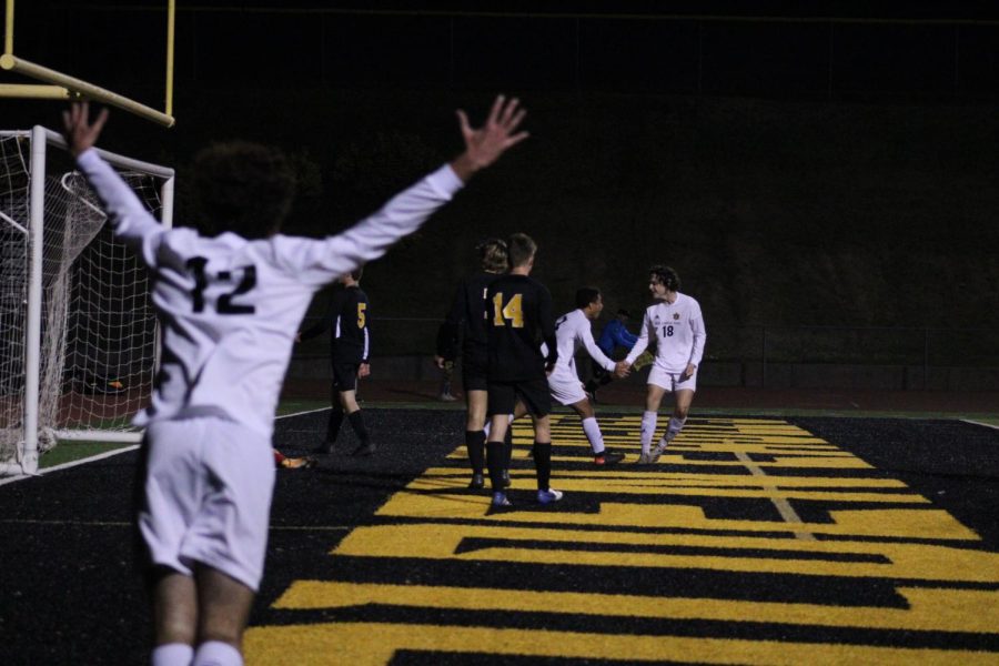 Boys Soccer defeats Del Oro to advance to the Section Championship