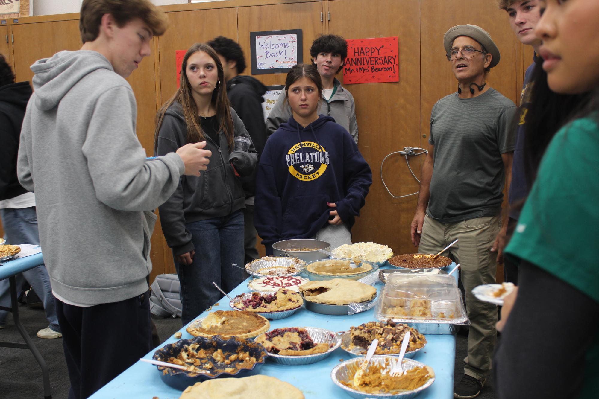 Rio Americano Students Show up for Pie Competition