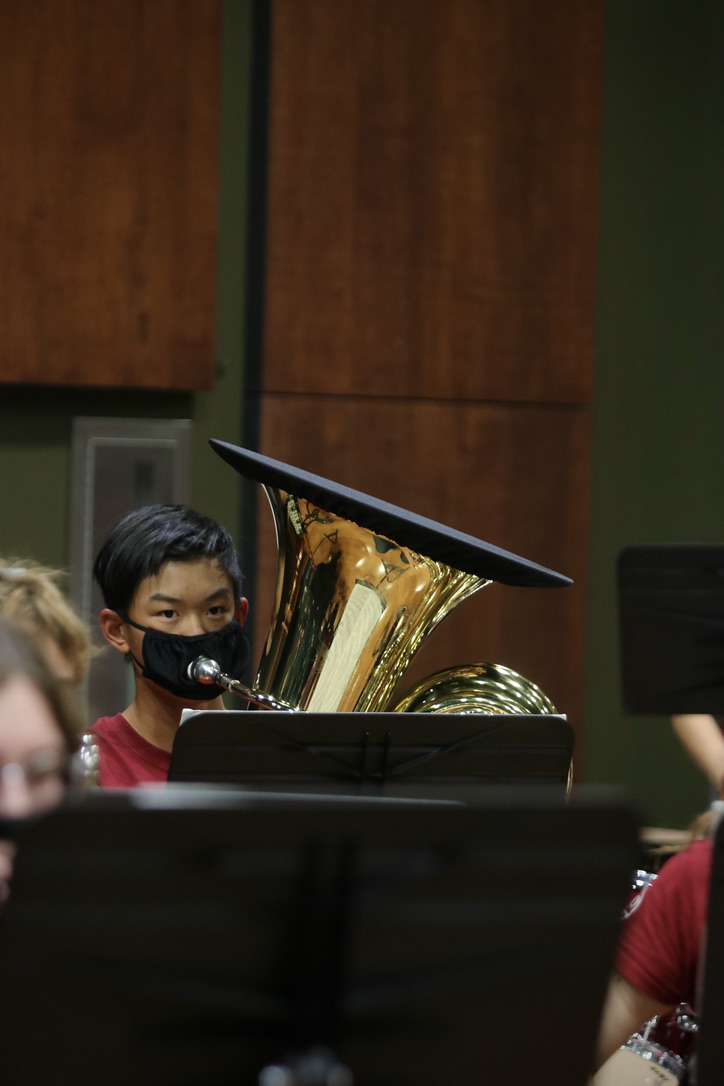 Rio Band performs for family in Rio Theatre