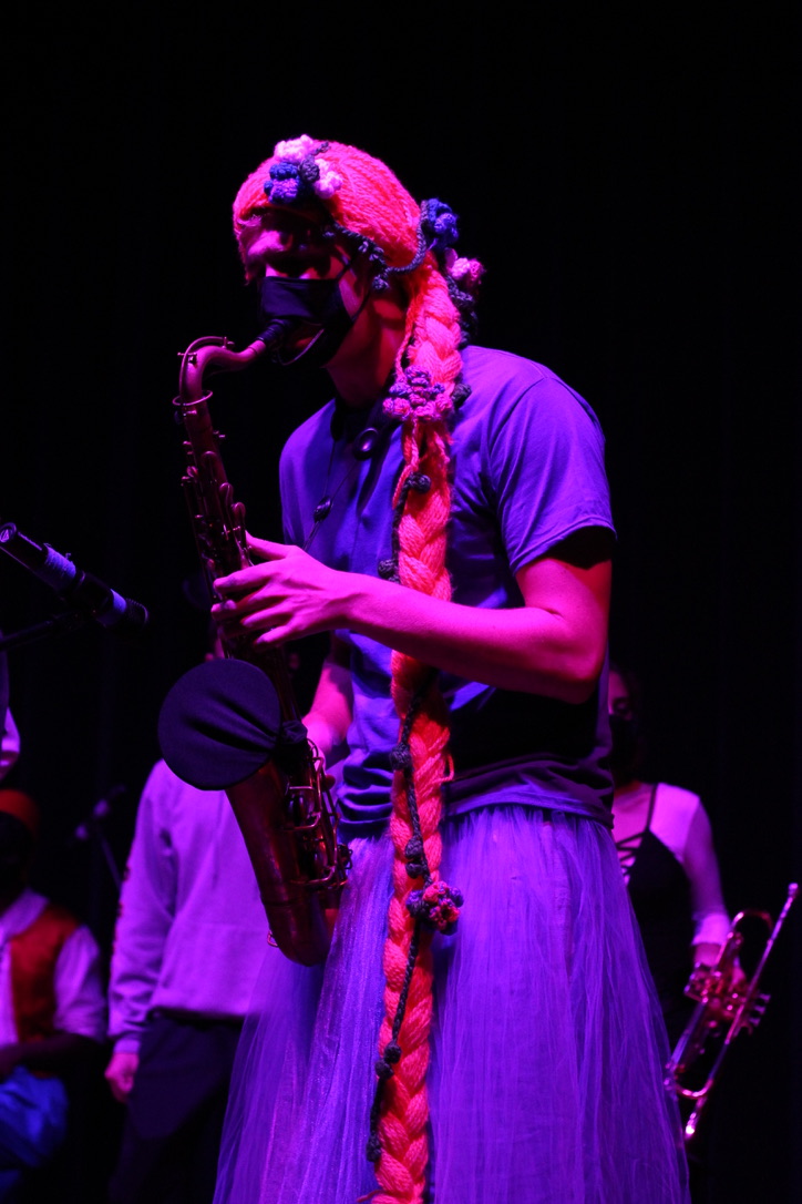 Rio's Smamble performs Playathon