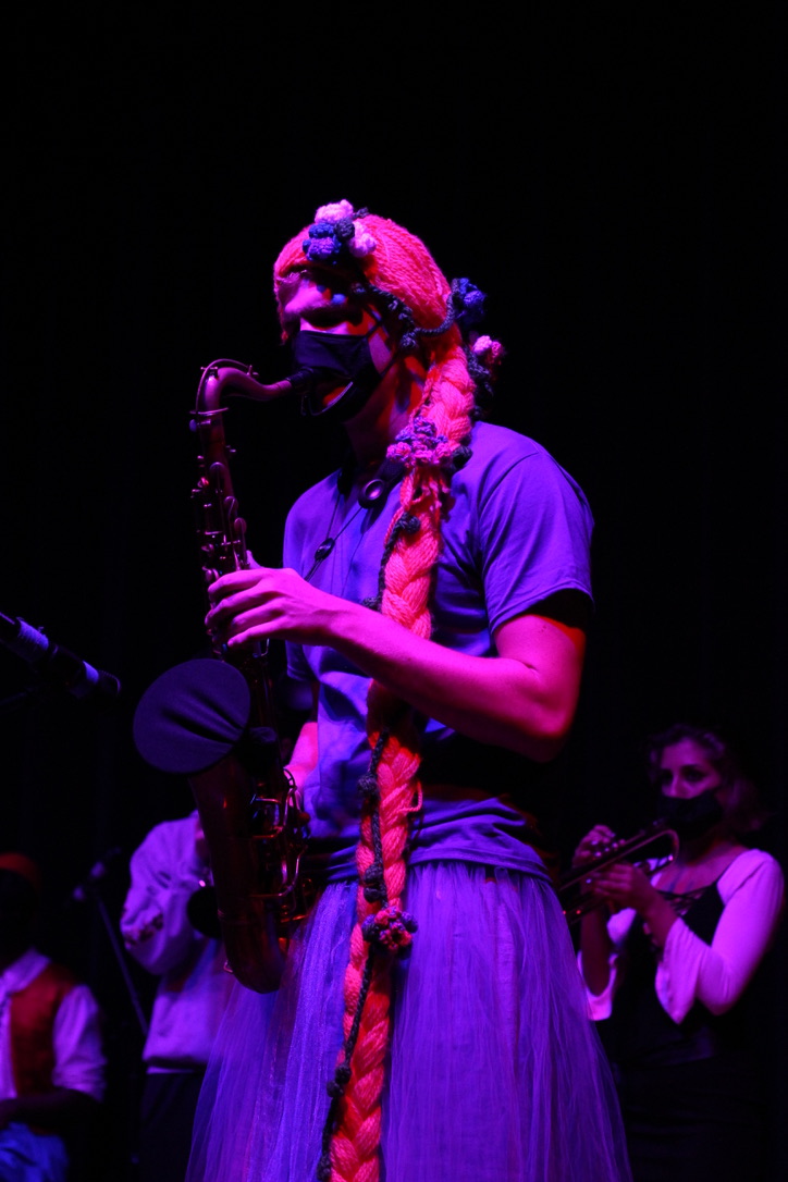 Rio's Smamble performs Playathon